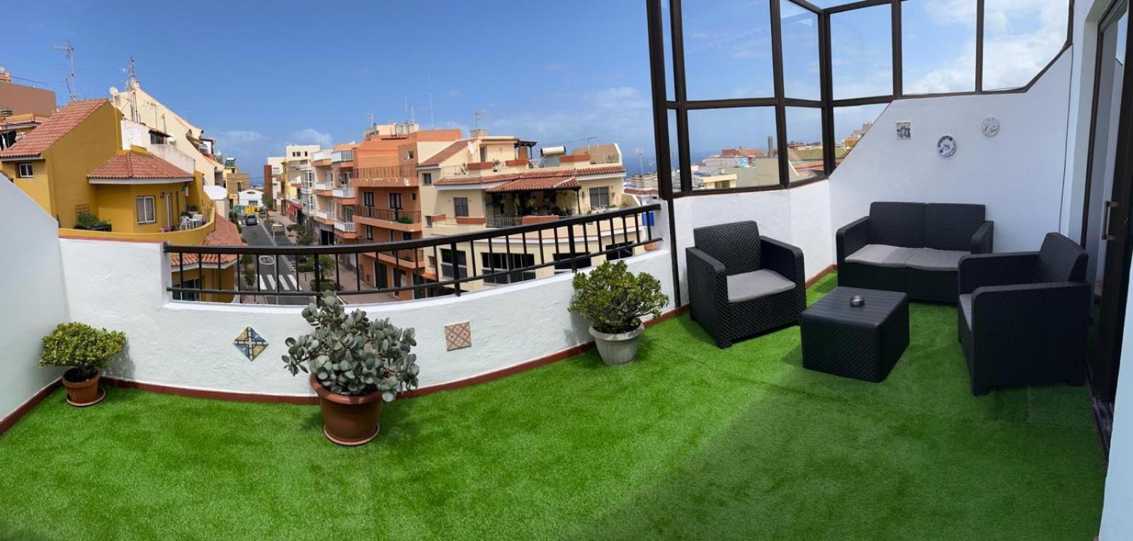 3 Dormitorios. Terraza. Bus Stop Los Realejos Exterior photo